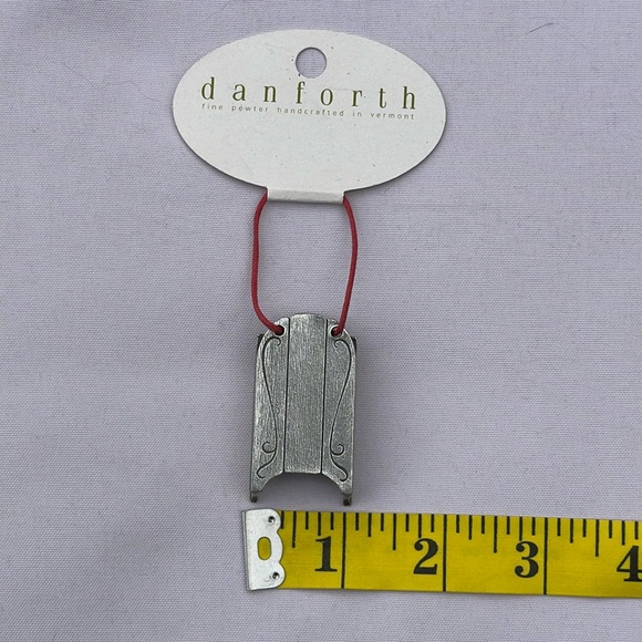 Danforth Victorian Pewter Sled 2003 Annual
Ornament Vintage - Picture 9 of 16